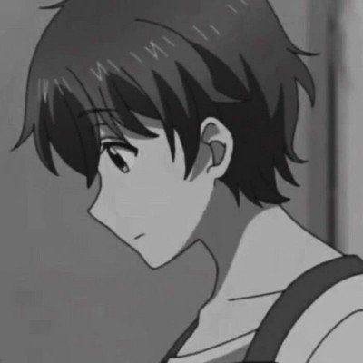 女子开车忘拉手刹把自己撞了